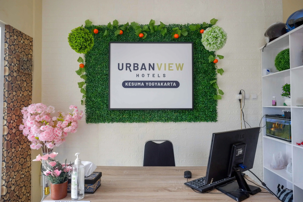 Urbanview Hotel Jogja City Mall