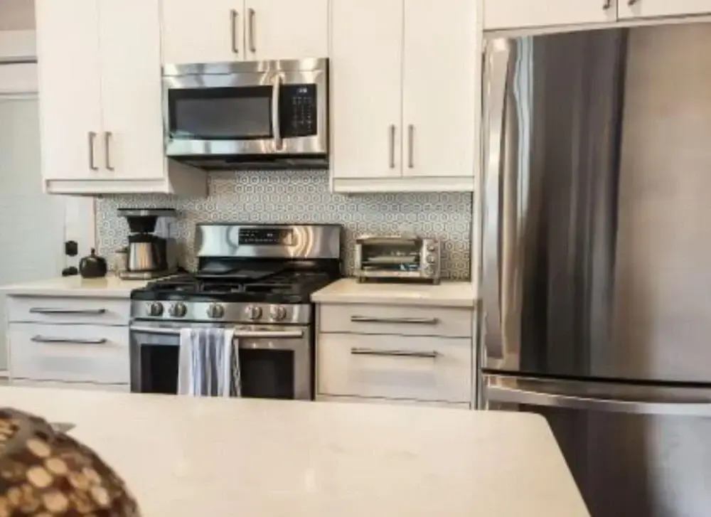 Chic Downtown Farmhouse With Garden and BBQ Grill
