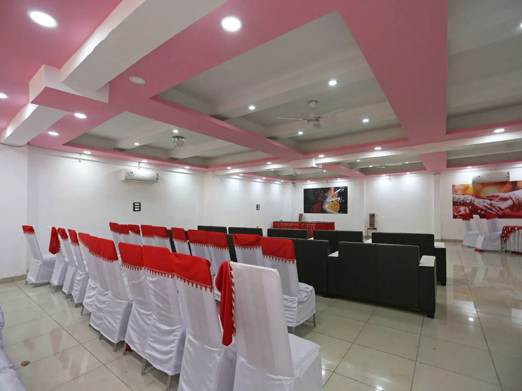 OYO 8232 Hotel KRB Paradise
