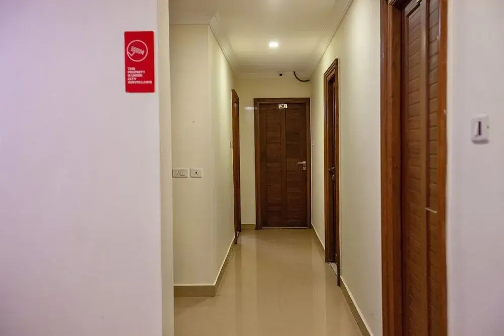 OYO Rooms Santhome High Road