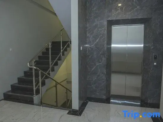 Nadya Hotel