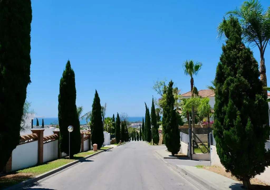 ALEGRIA DE VIVIR EXCLUSIV 2 bedroom appartment pool, parking, wifi, netflix, padel and more