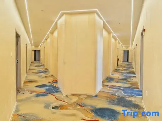 Rujia Yiju Hotel (Leling Wuzhou Middle Avenue Ginza Mall Branch)