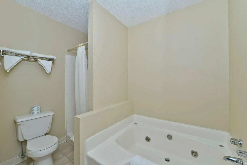 Americas Best Value Inn Hazlehurst