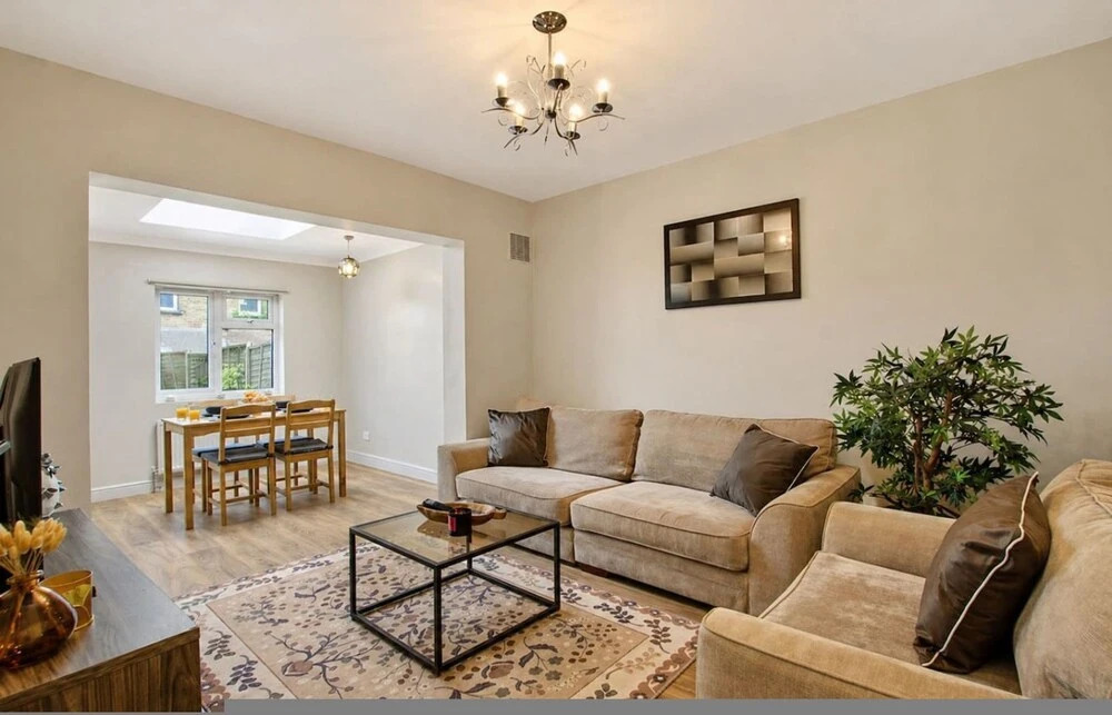 Wembley Garden Retreat 4BR Sleeps 7 Near Station