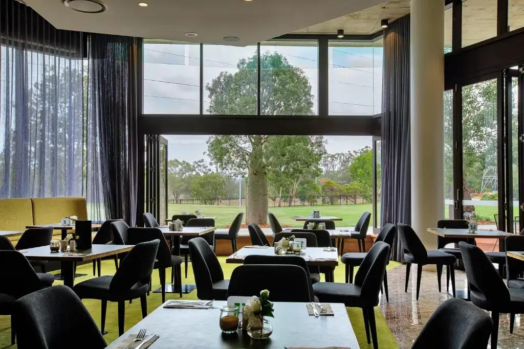 Eatons Hill Hotel