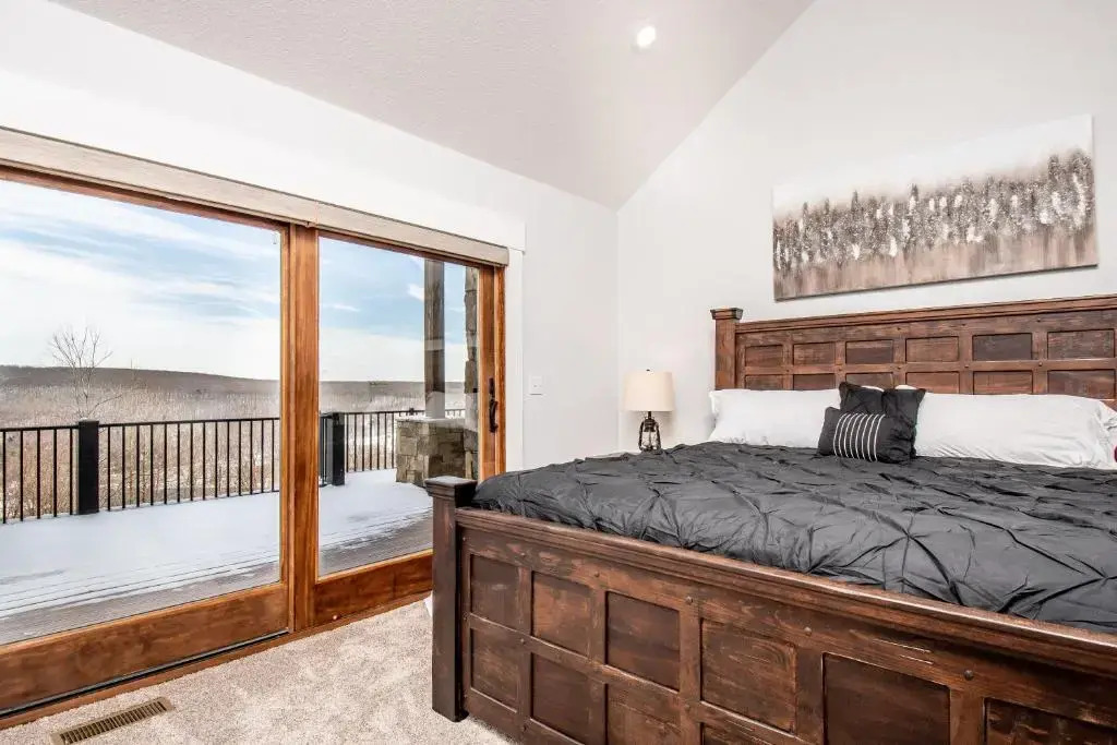 Lookout Lodge