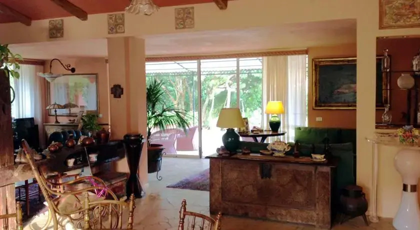 Villa Bouganvillea