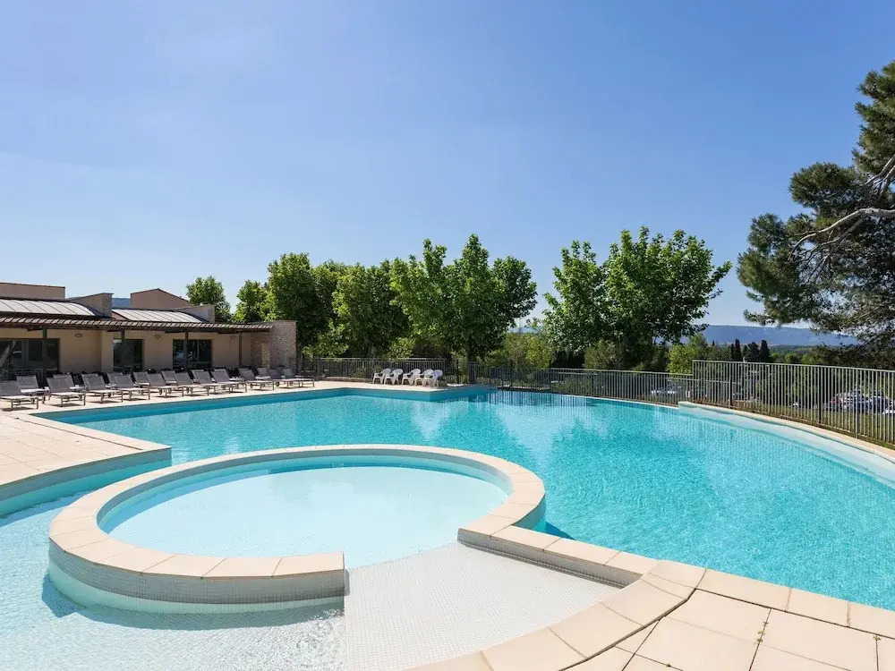 Charming Apartment With Dishwasher, View at the Golf Course