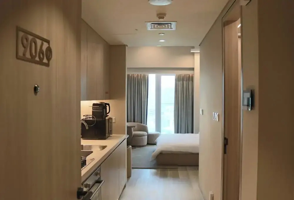 Casa Royale Vacation Home - JVC