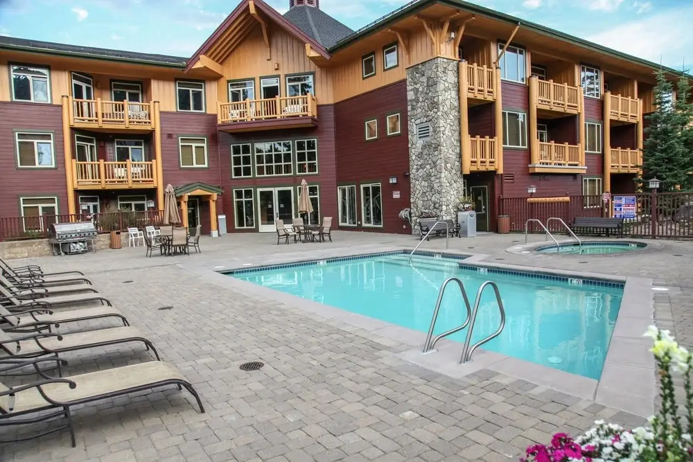 Sunstone 125 Ski-In Ski-Out, Mountain Modern, Garage, Fitness Center by RedAwning