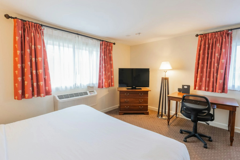 Senator Inn & Spa