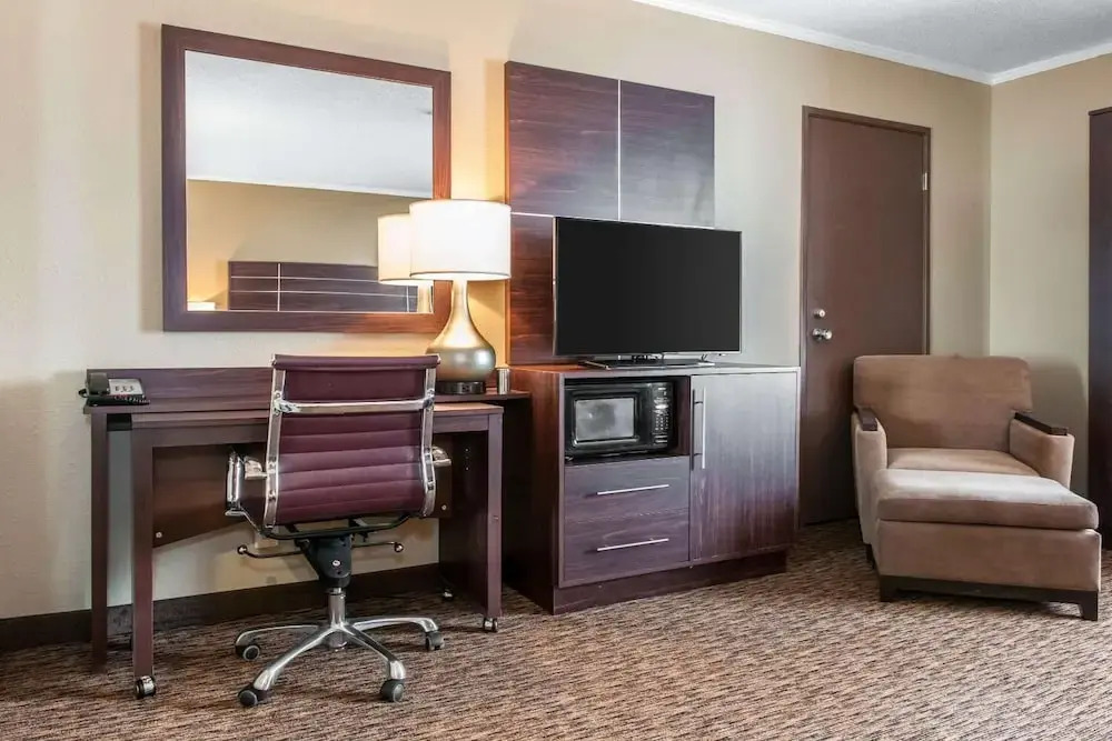 Comfort Inn