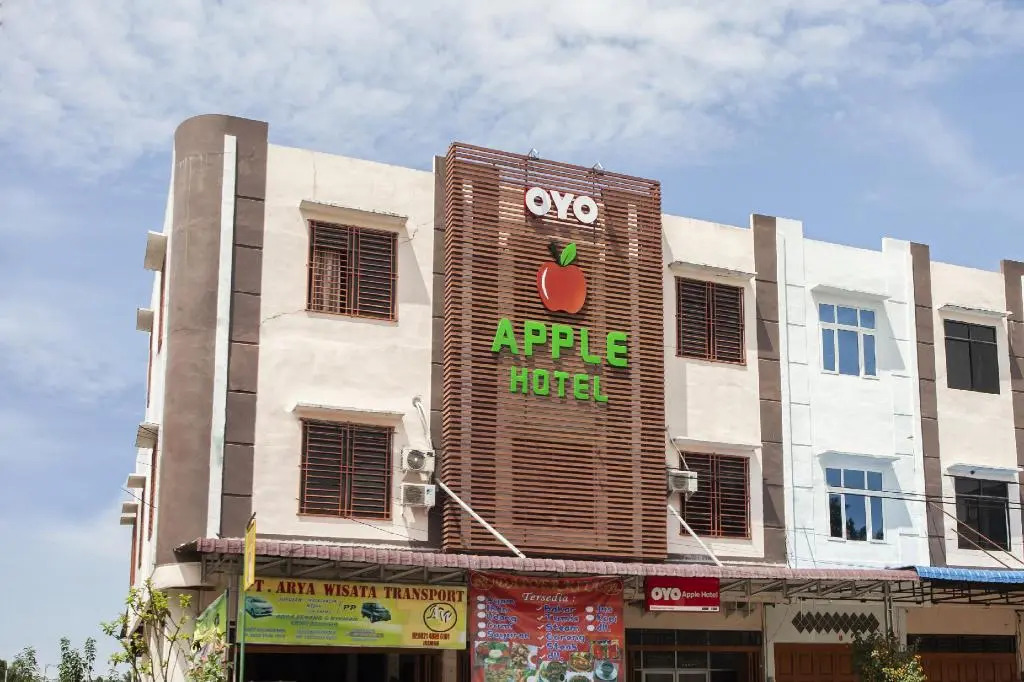 OYO 1631 Hotel Apple