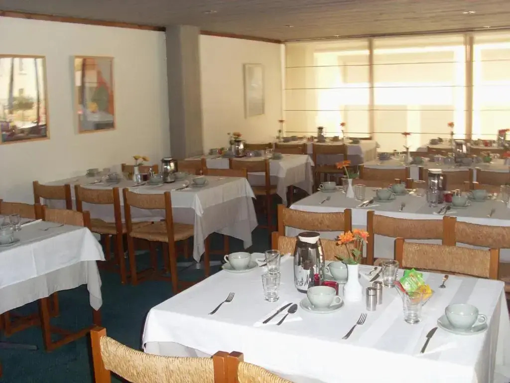 Dioscouri Hotel