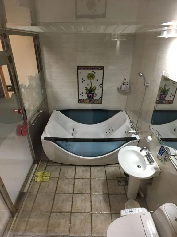 Gallery Motel