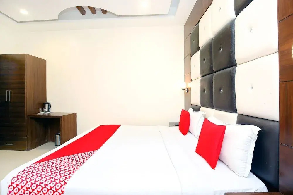 Oyo 40111 Hotel North Inn