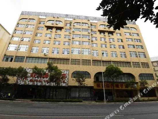 prosperous horse hotel