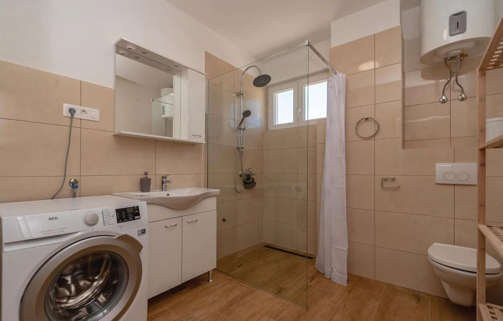 Awesome Home in Vela Luka With Outdoor Swimming Pool, Wifi and Outdoor Swimming Pool