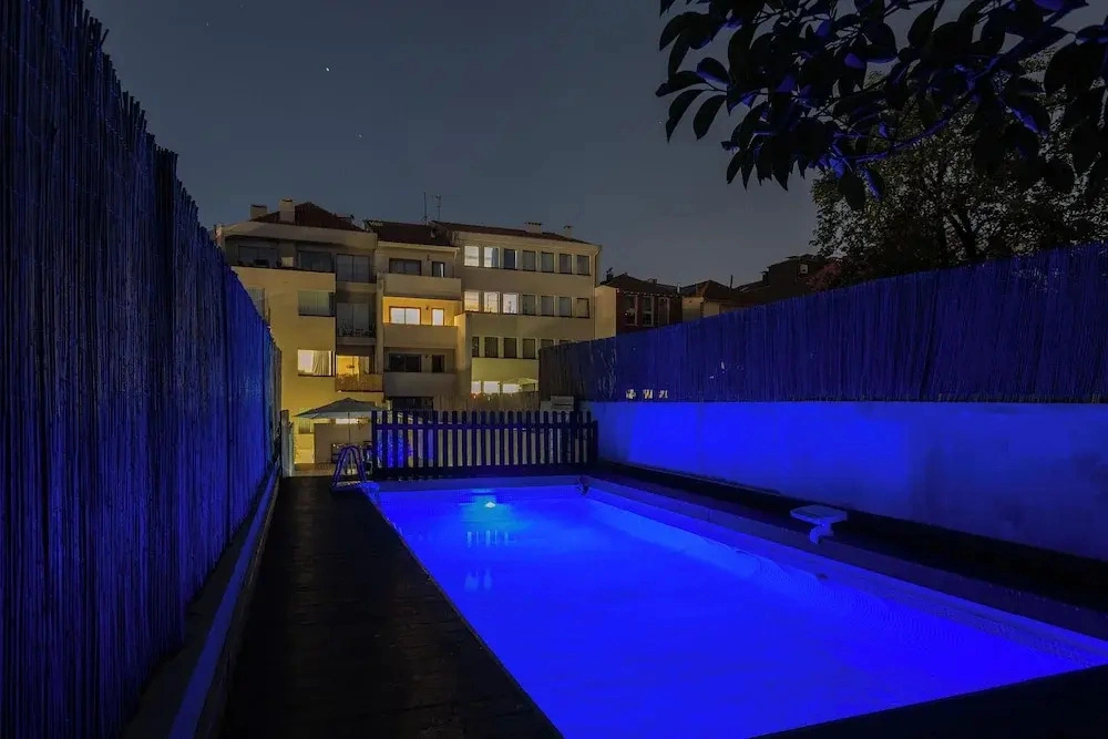 Pool Paradise Apartment C