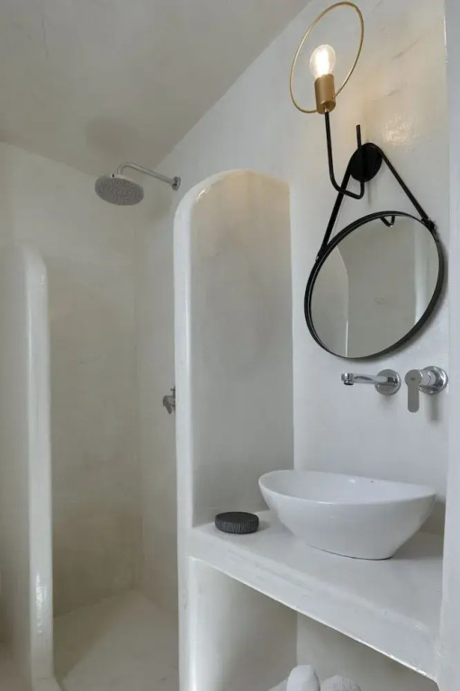 Lamina Guest House Perissa
