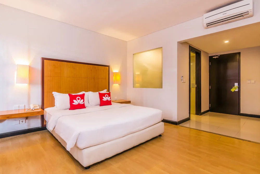 ZenRooms Kuta Poppies Lane