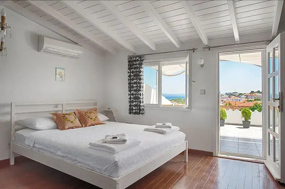 Amaranda Ada Evi - Adults Only