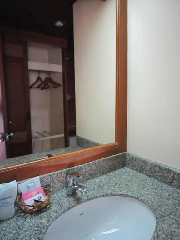 Vieng Thong Hotel