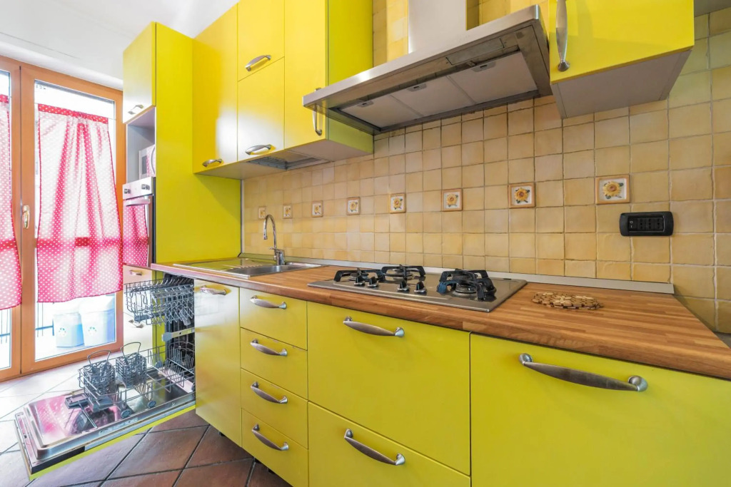 Cenisio M5 Lovely Apartment - with balcony!