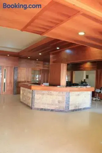 Master's Hotel - Ehden