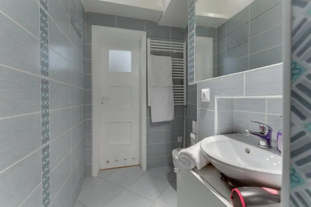 Benatska Apartment