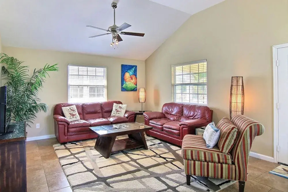 Pop-A-Top - 3 Br home