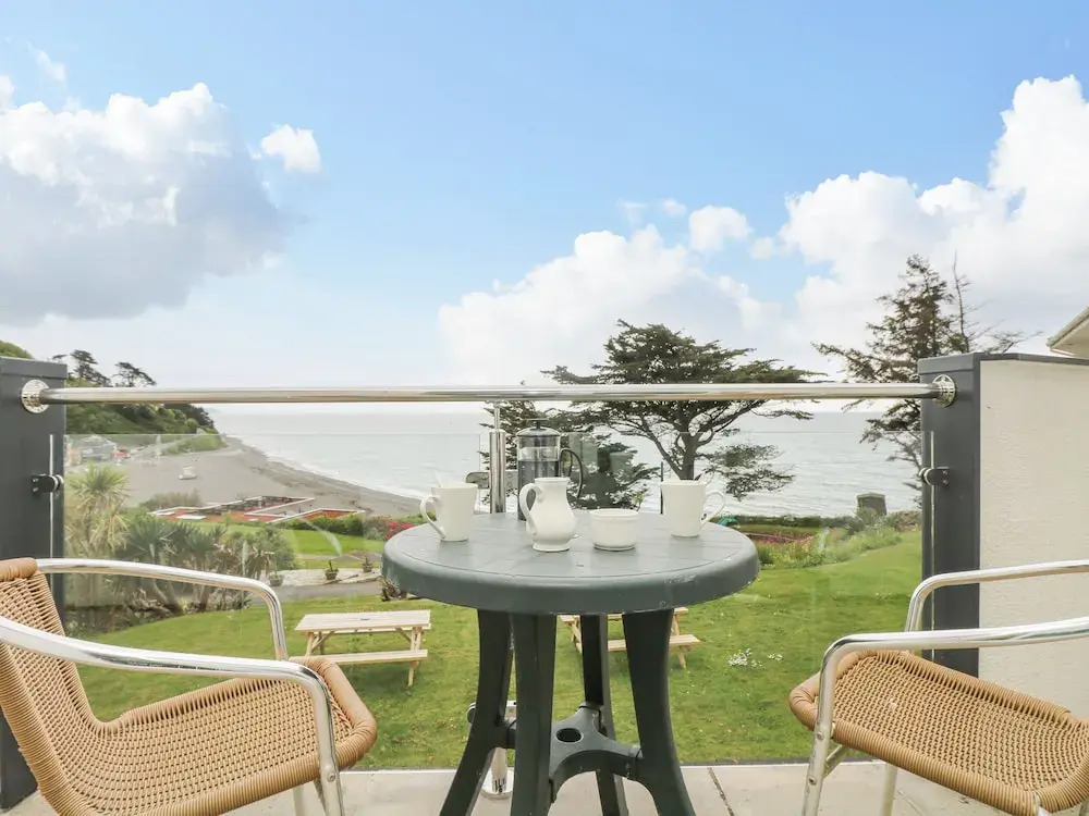 Beach View - Mount Brioni
