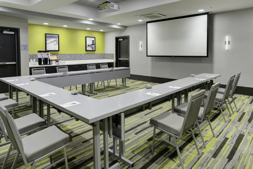 Hampton Inn & Suites Irvine/Orange County Airport