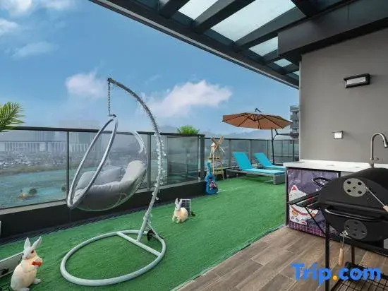 Water Forest Designer Holiday Villa (Hangzhou Lin'an Qingshan Lake Water Forest Scenic Area)