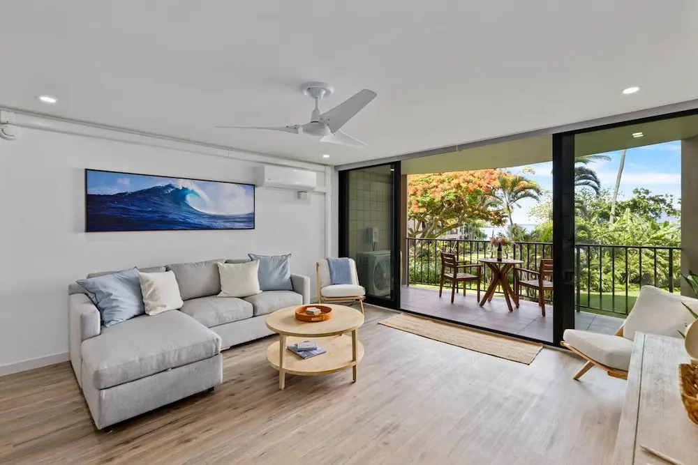 Remodeled Luxe Beachfront Escape Ocean Views AC