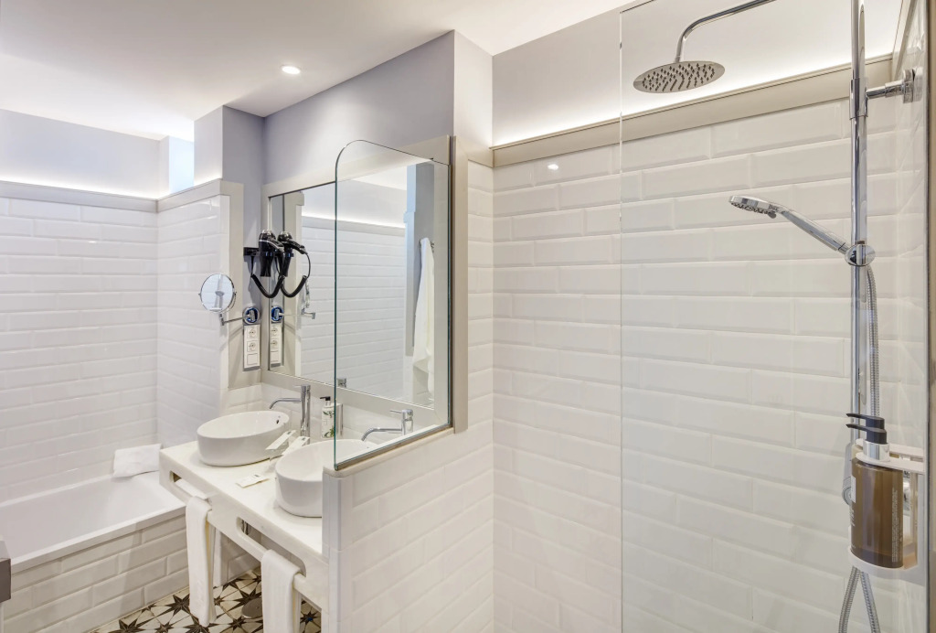 Sercotel Granada Suites