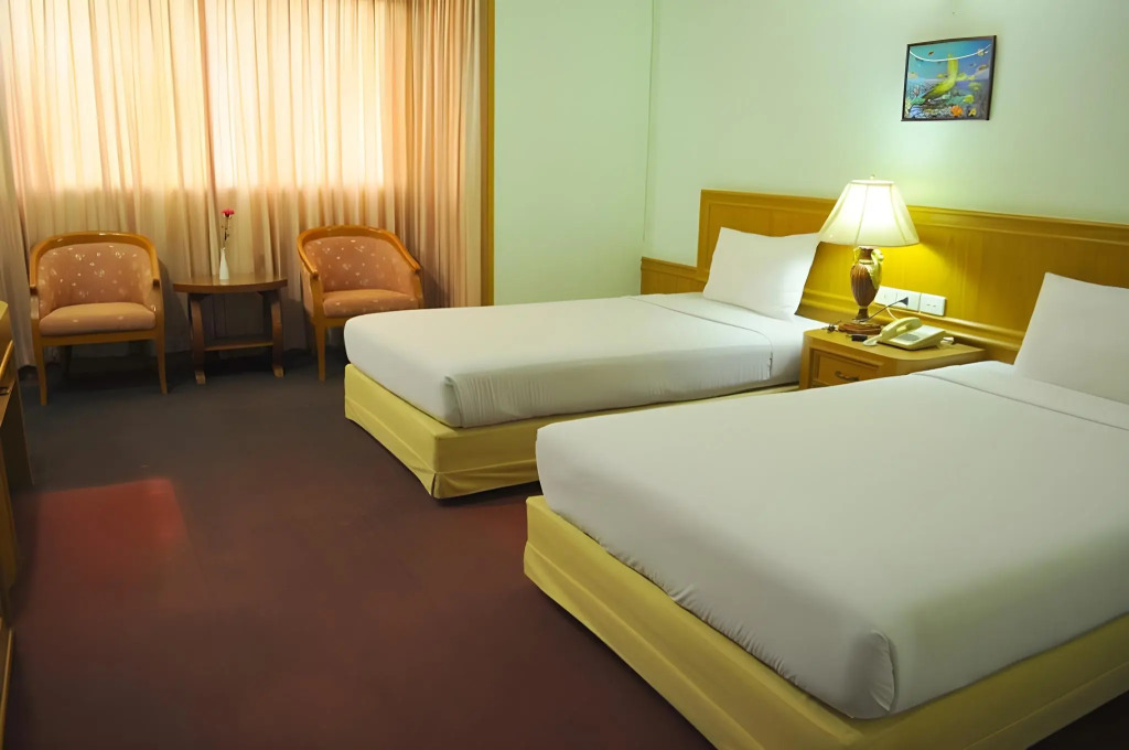 PathumThani Place Hotel