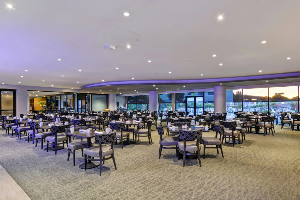 DoubleTree by Hilton Pleasanton at The Club