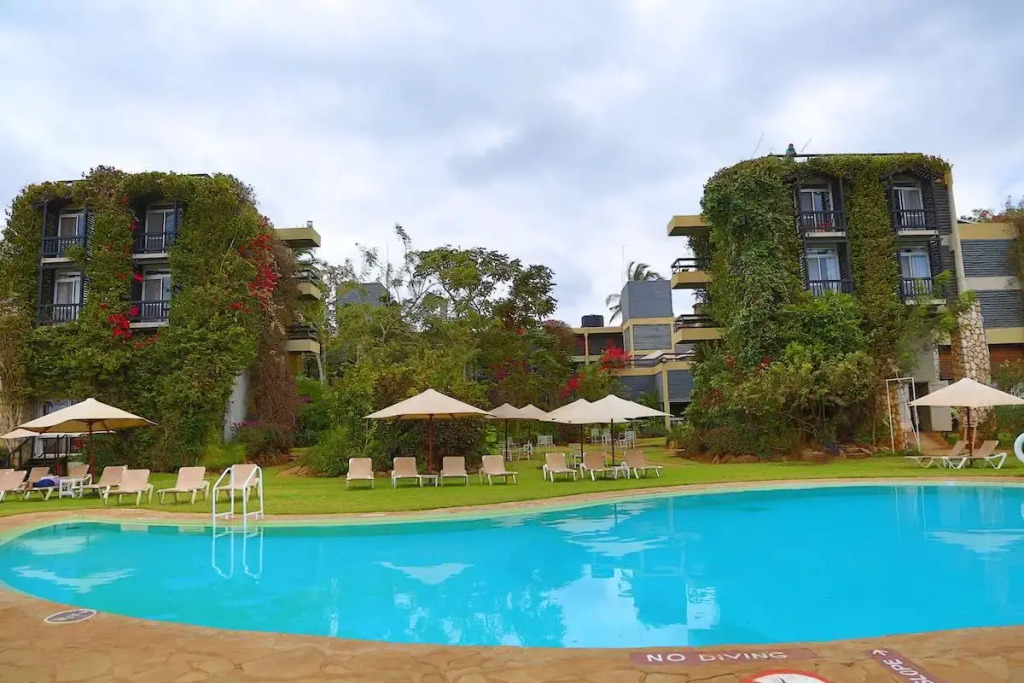 Salt Lick Safari Lodge