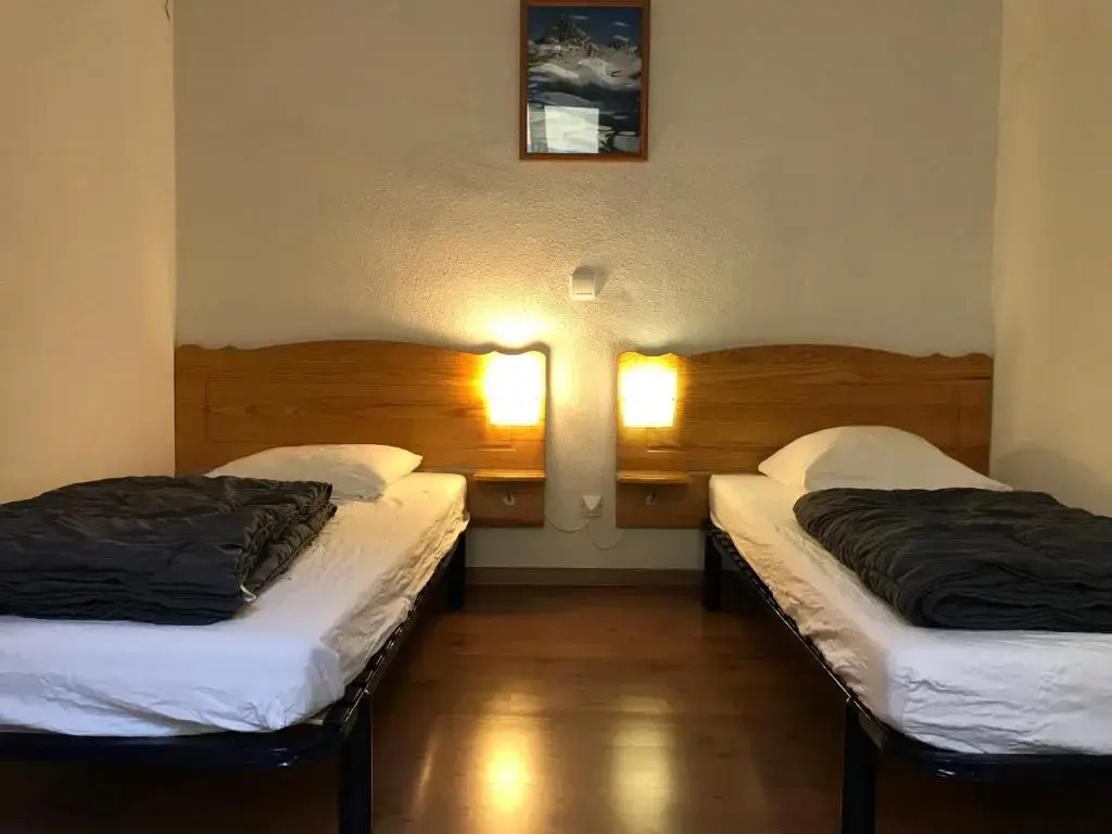 Grand T3 centre Cauterets 6 à 8 pers. WIFI. Balcon