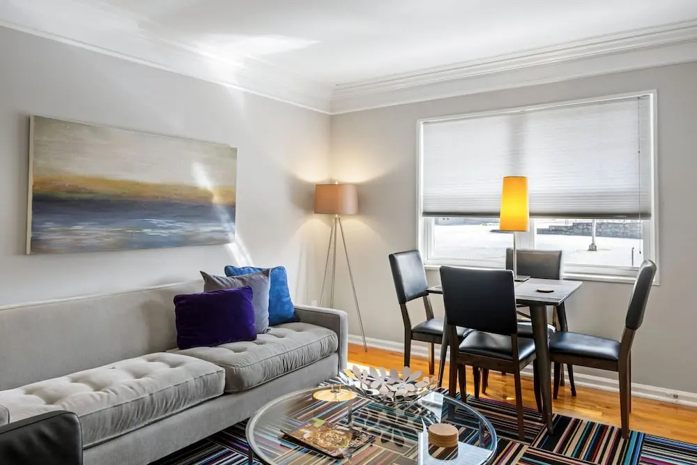 B2bb Enjoy a Full Kitchen in an Affordable Condo Near Peachtree Street