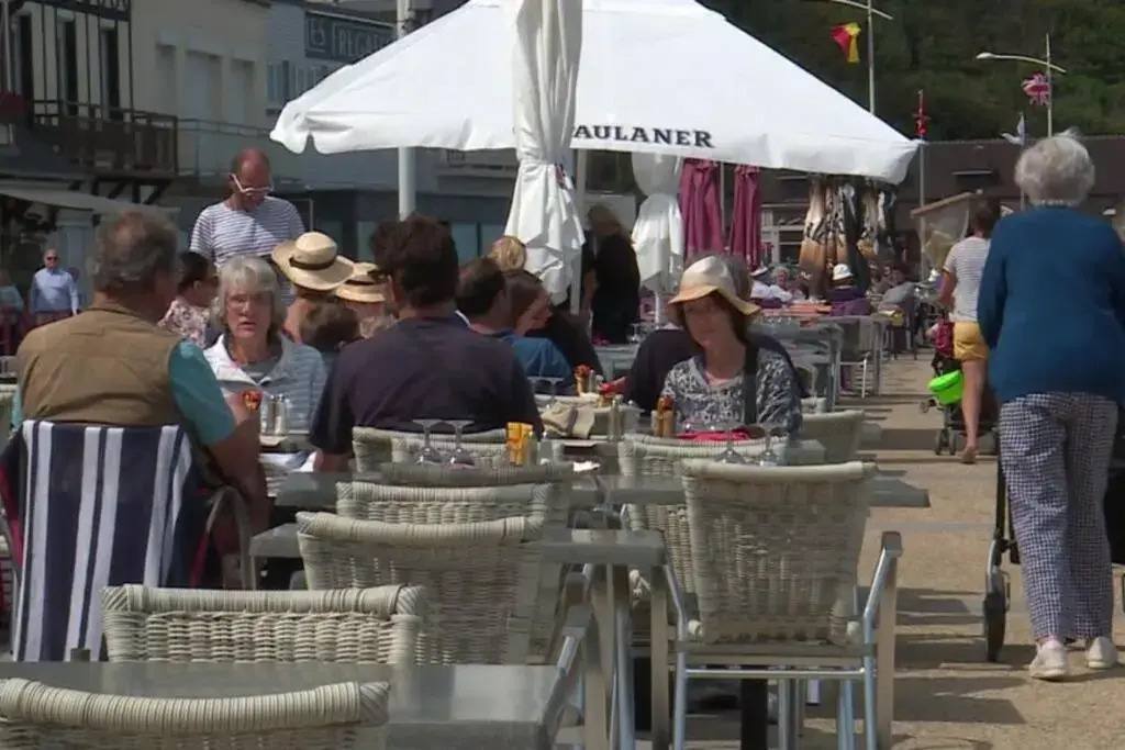 A 600m de la plage 6pers Meublé de tourisme 3 étoiles La Villa des Grottes