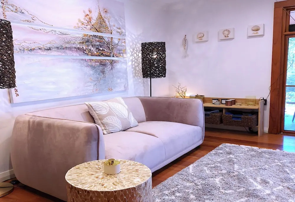 Charming Retreat! at Famous Palm Beach! Outdoor Spa Till 8! Walk to Ocean Beach!