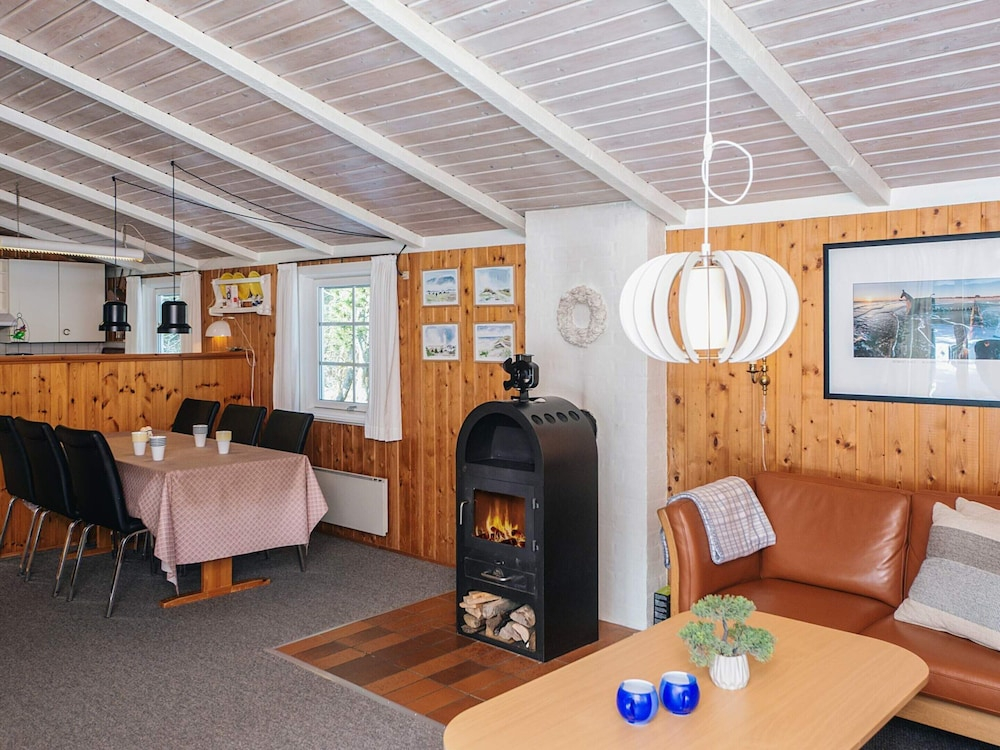 Sun-kissed Holiday Home in BlÃ¥vand near Sea