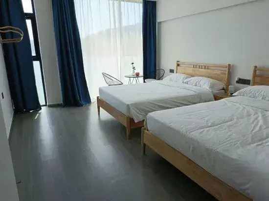 Shengsi medlar culvert  pavilion home stay facility
