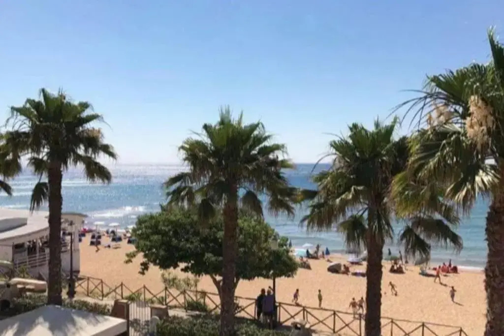 Capo Rizzuto, appartamento 200 mt dal mare