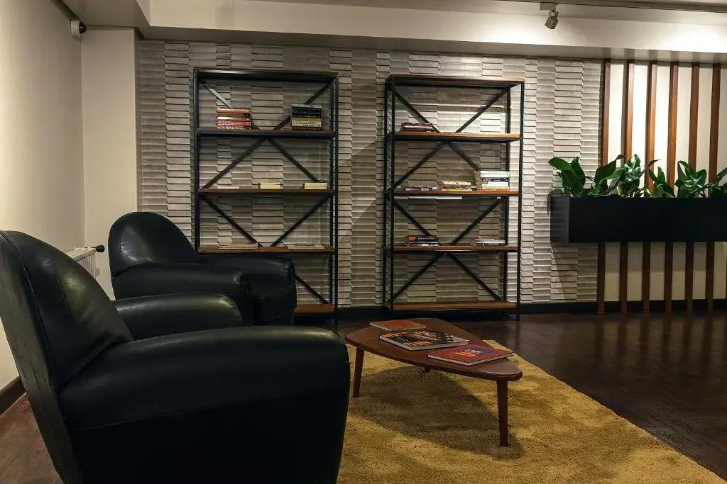 Serrazul Hotel