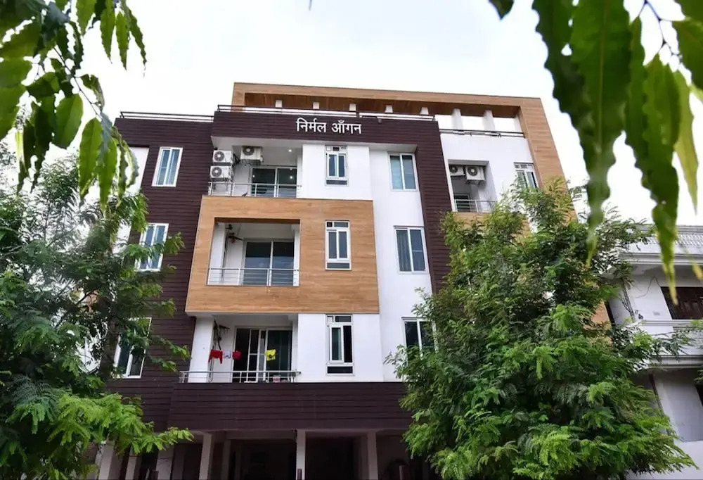 StayEden - Modern & Upscale 3BHK Airport