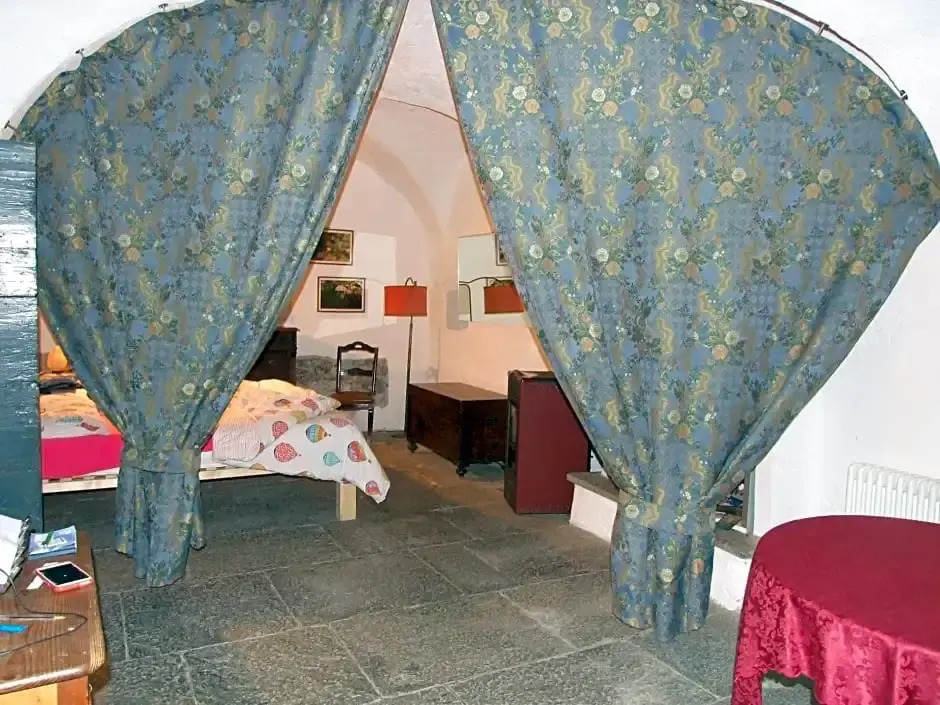 La stufa rossa